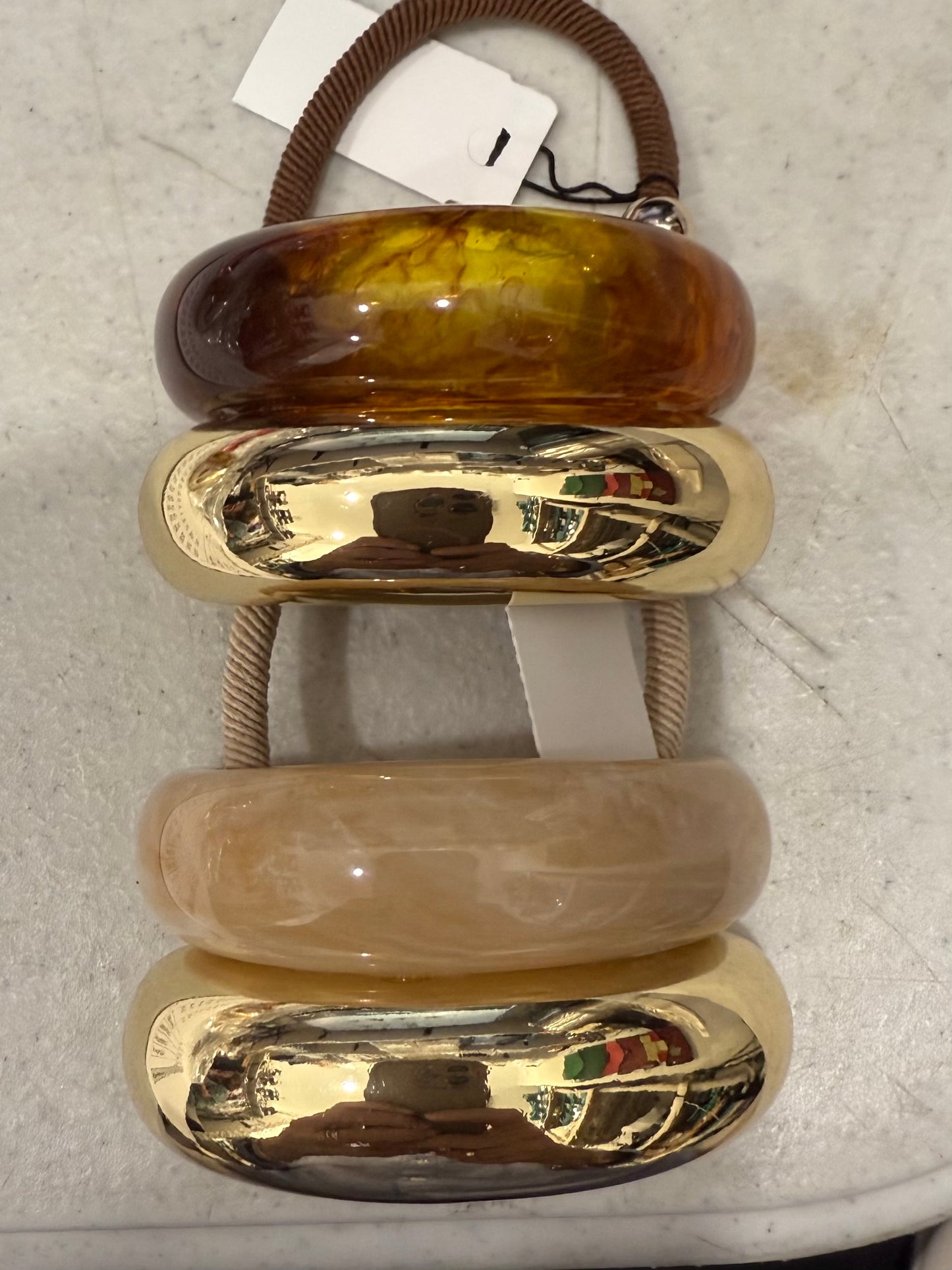 FC Melody Resin & Metal Pony Holder