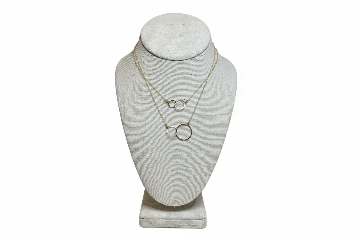 JM Tiny interlocking Circle Neck NFSC2