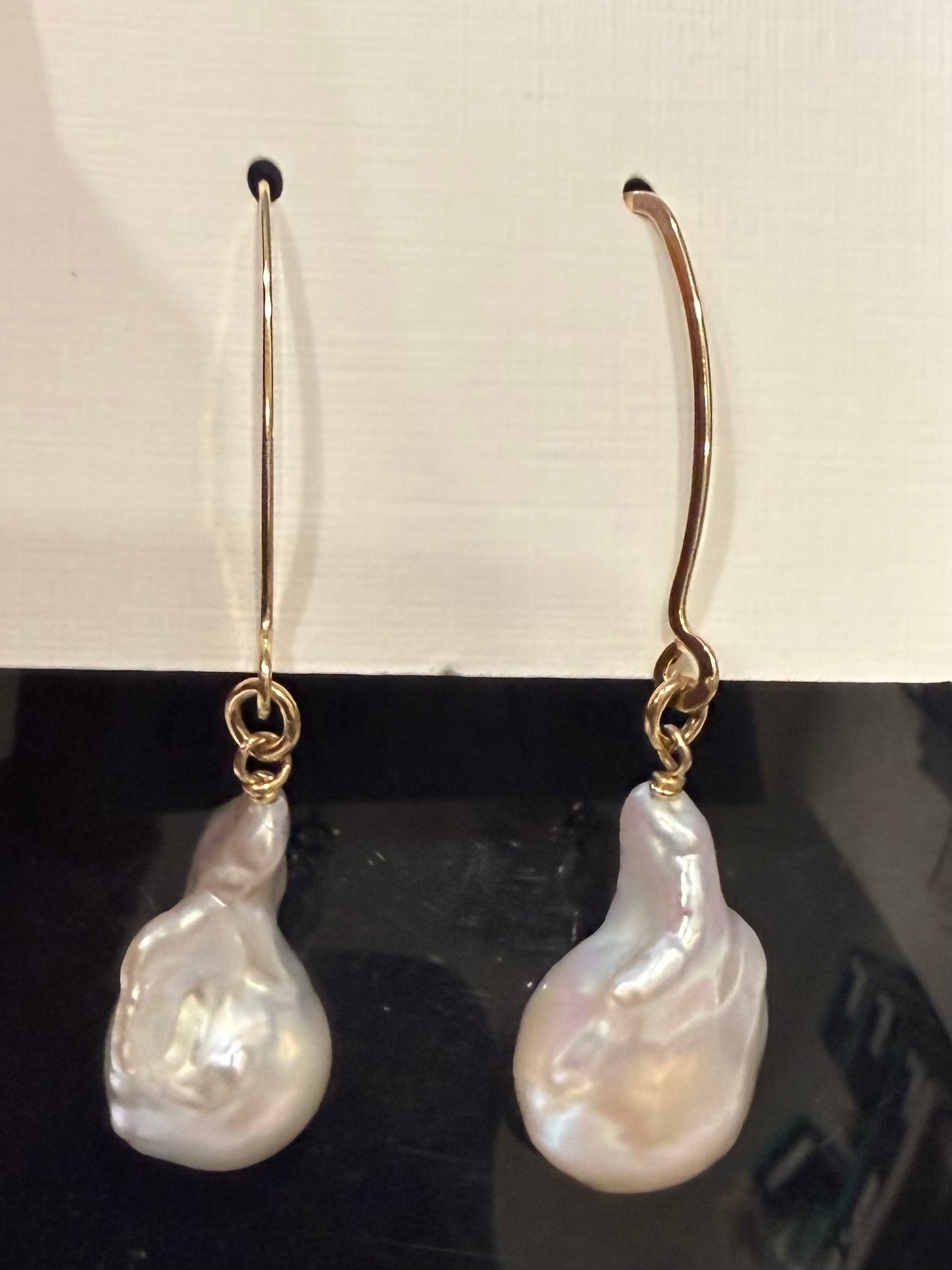 JM Small Baroque Pearl Drop Earring EFWS-SBAR-GF